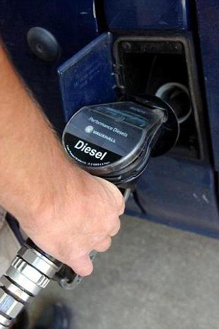 sparer dieselbrændstof i bil