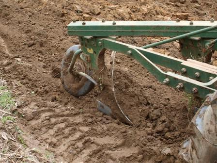 MTZ-1221 traktor: beskrivelse, tekniske karakteristika, enhed, ordning og anmeldelser