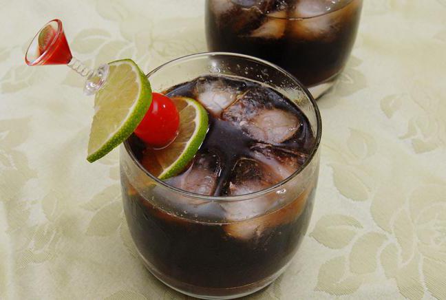 Cognac med cola cocktail idiot eller noget mere