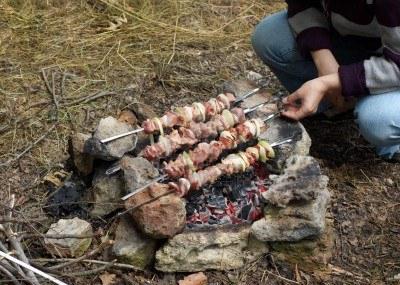 Shish kebab i naturen - den perfekte skål til en picnic