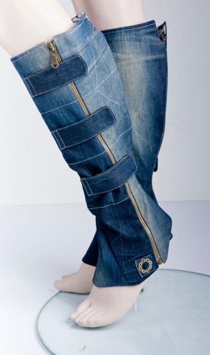 Et lappearbejde af gamle jeans med dine egne hænder