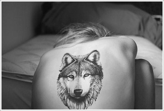 Frihed, vilje og hengivenhed - værdien af ​​en tatoverings ulv