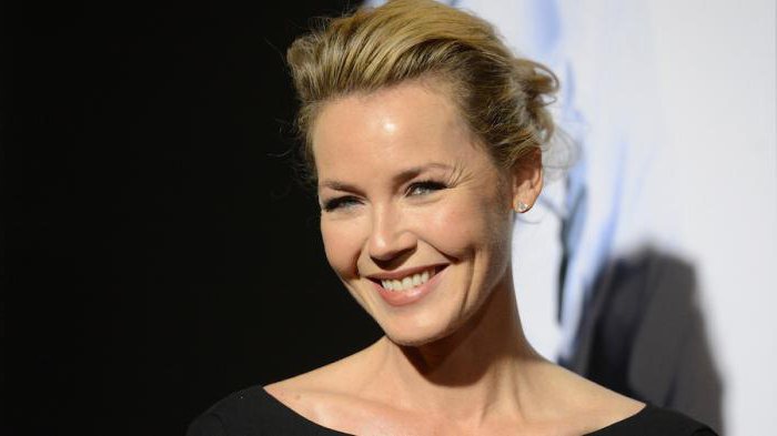 Connie Nielsen Film