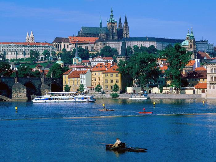 Ved du, hvilken slags flod strømmer i Prag?