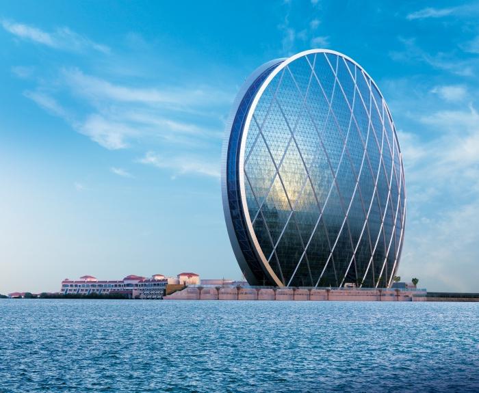 Abu Dhabi - en kombination af øst og vest