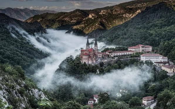 Ponga Asturias Spanien 