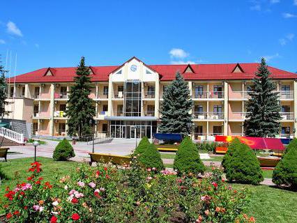 Sanatorium "Khmelnik". Anmeldelse af kursteder i Balneological Resort Khmilnik (Vinnytsia-regionen, Ukraine)