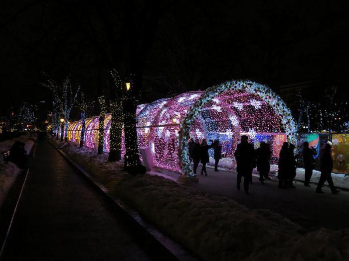 lys tunnel på Tver boulevard