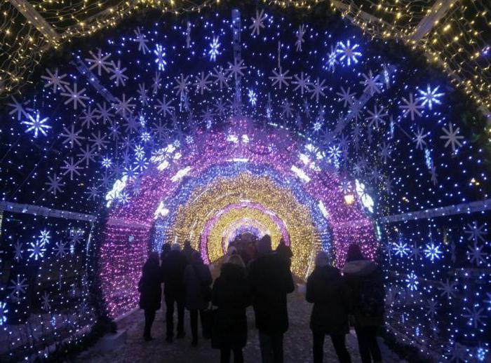 lys tunnel på Tver Boulevard foto