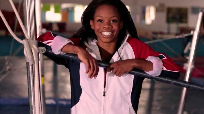 Amerikansk gymnast Gabby Douglas: Biografi og præstationer fra den tre-time olympiske mester